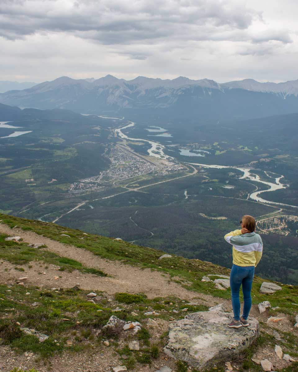 Bailey stands on one of the viewpoints on the hiking trails at the top of the Jasper SkyTram
