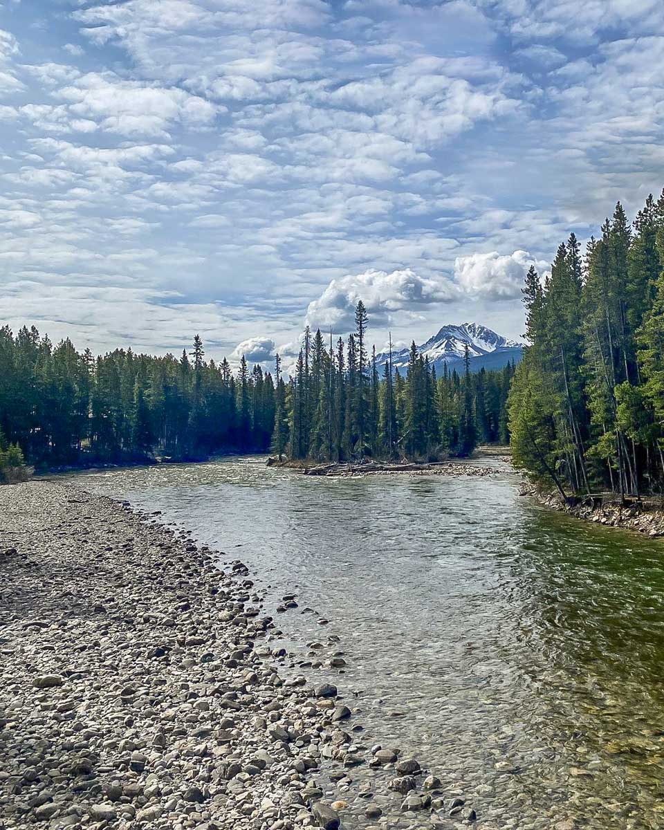 Bow River Loop Trail in Lake Louise