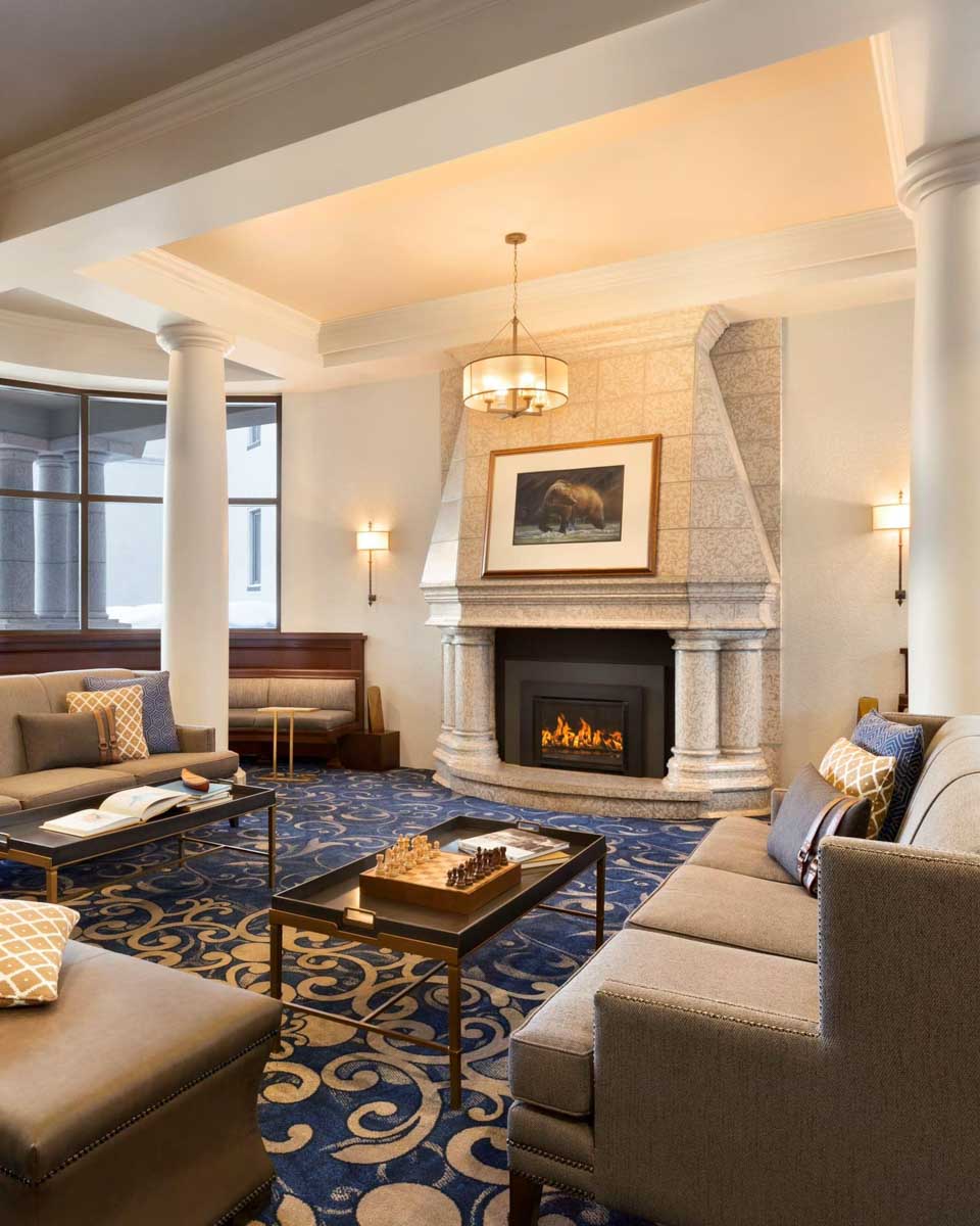 Fairmont Château Lake Louise room