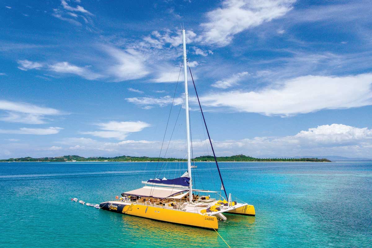 South Sea Sailing cruise in Fiji