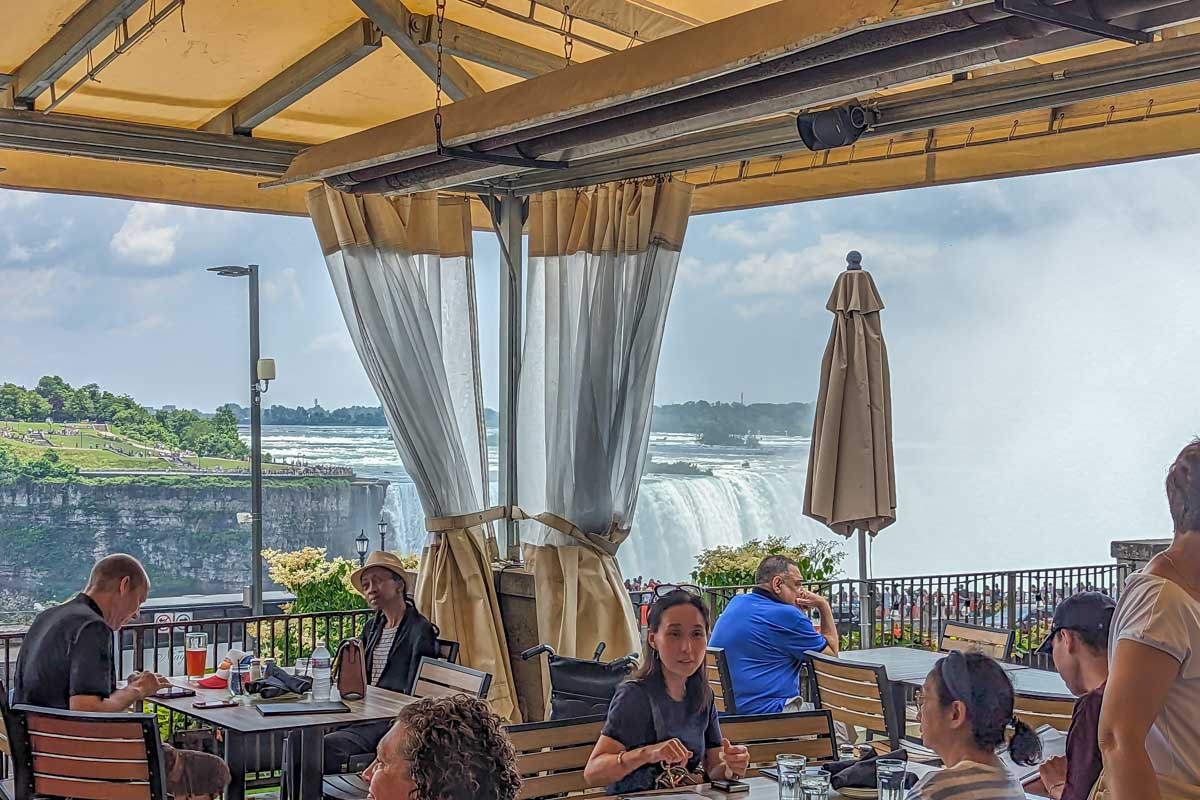 The restaurant and view from Queen Victoria Place Restaurant at Niagara Falls, NZ