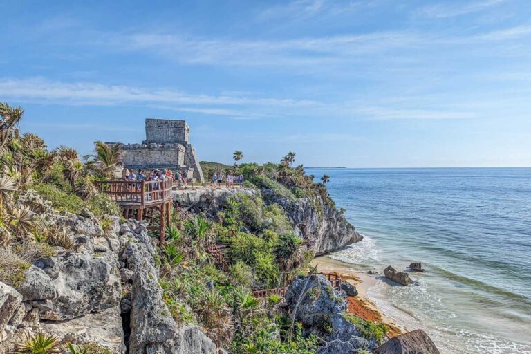 View of the gaurd house at the Tulum Ruins with views of the coast