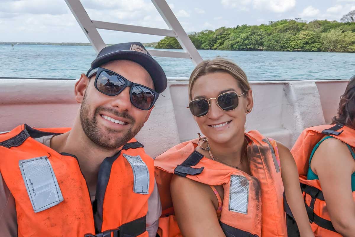 Daniel and Bailey take a selfie on a Bacalar Boat tour