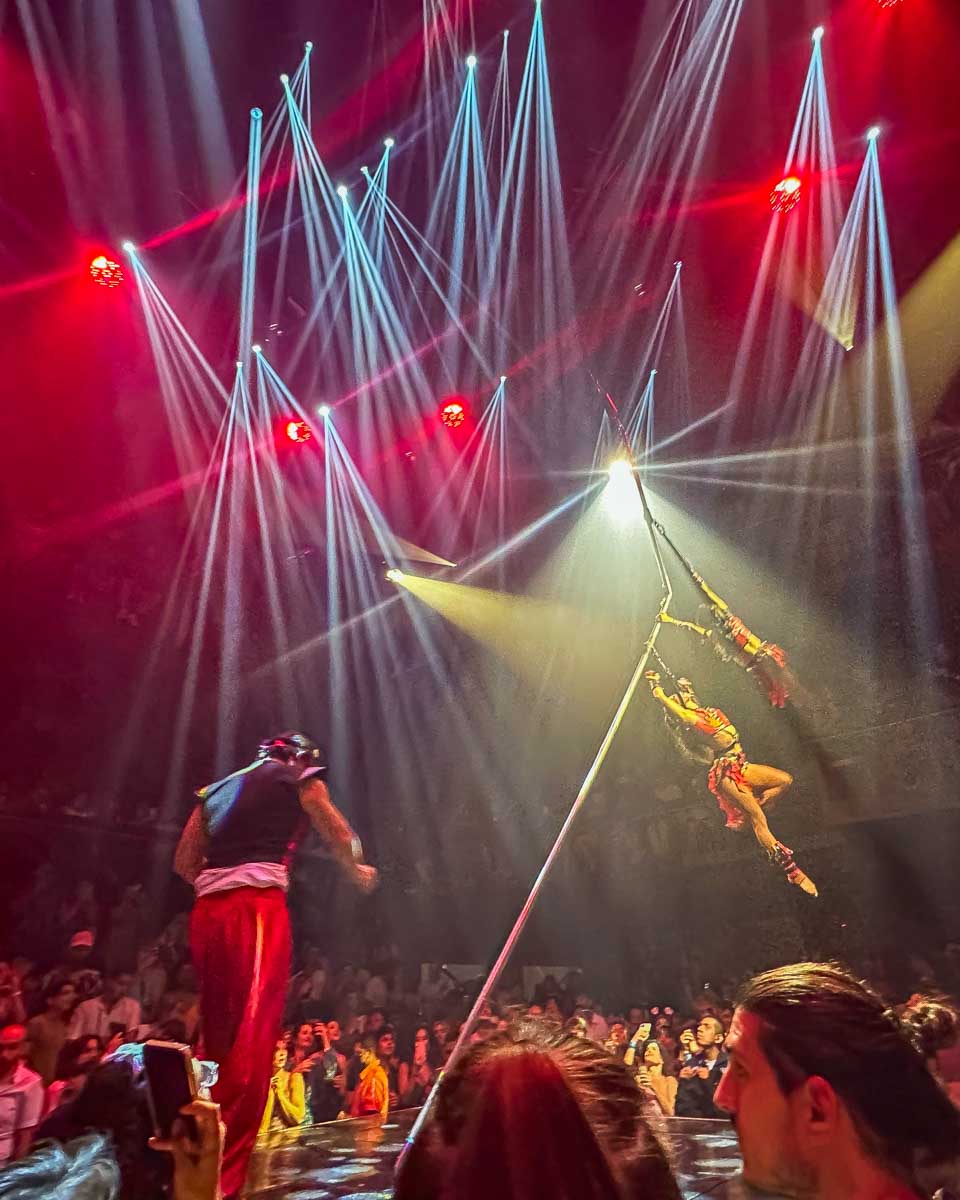 Dancers perform at Coco Bongo, Mexico