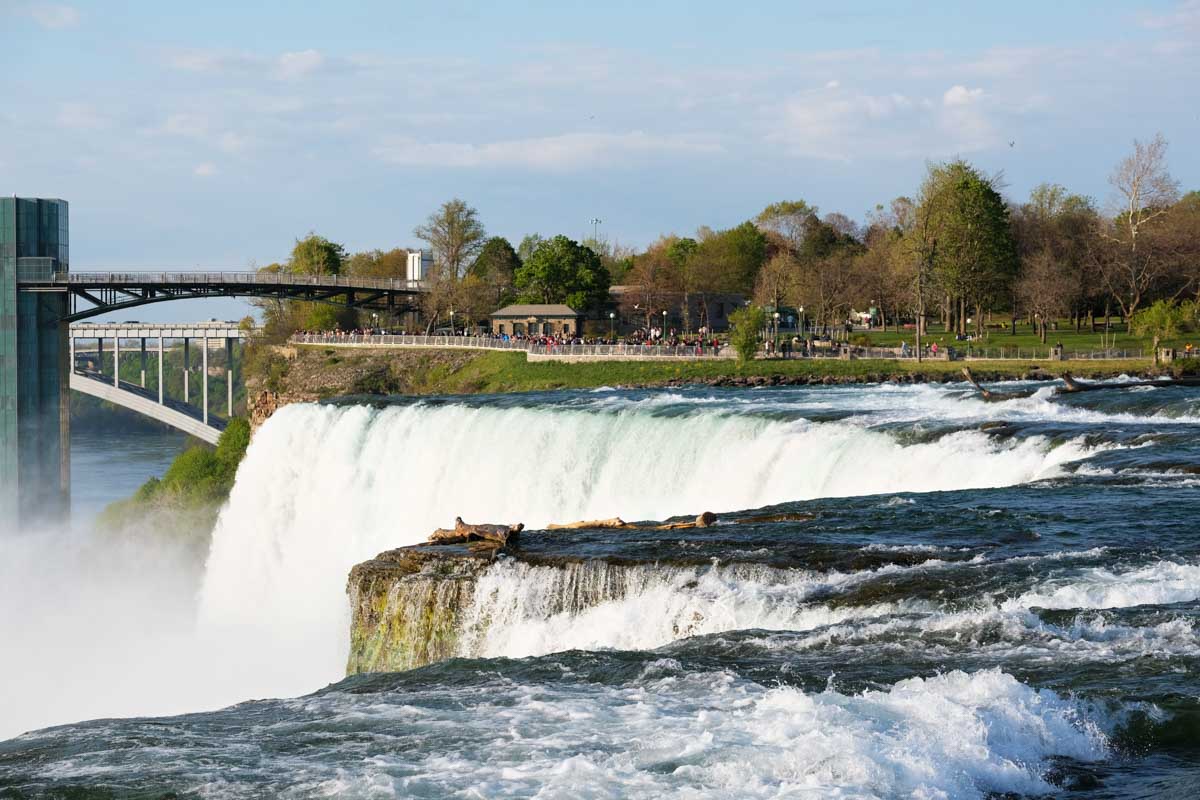 Niagara Falls as seen from a viewpoint on the USA side on the falls