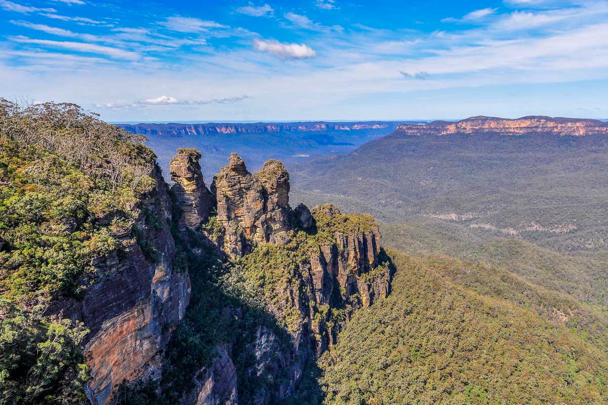 Three sisters rocks in Blue Mountains, Australia seen on a tour from Sydney