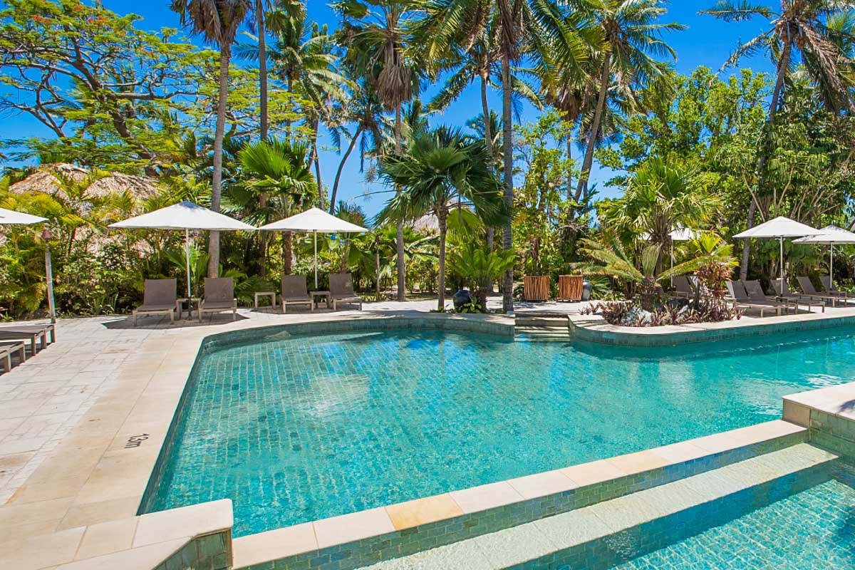 Castaway Island Pool in Fiji