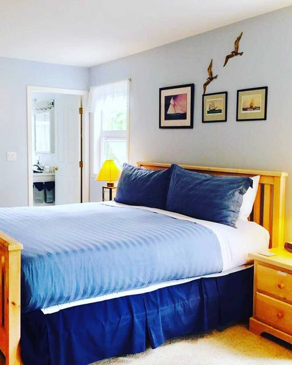 A room at Seafarers Bed & Breakfast