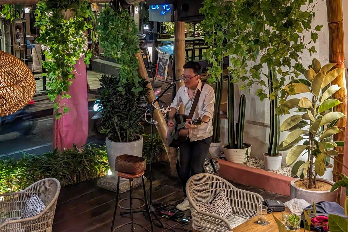 Live music in Uluwatu, Bali