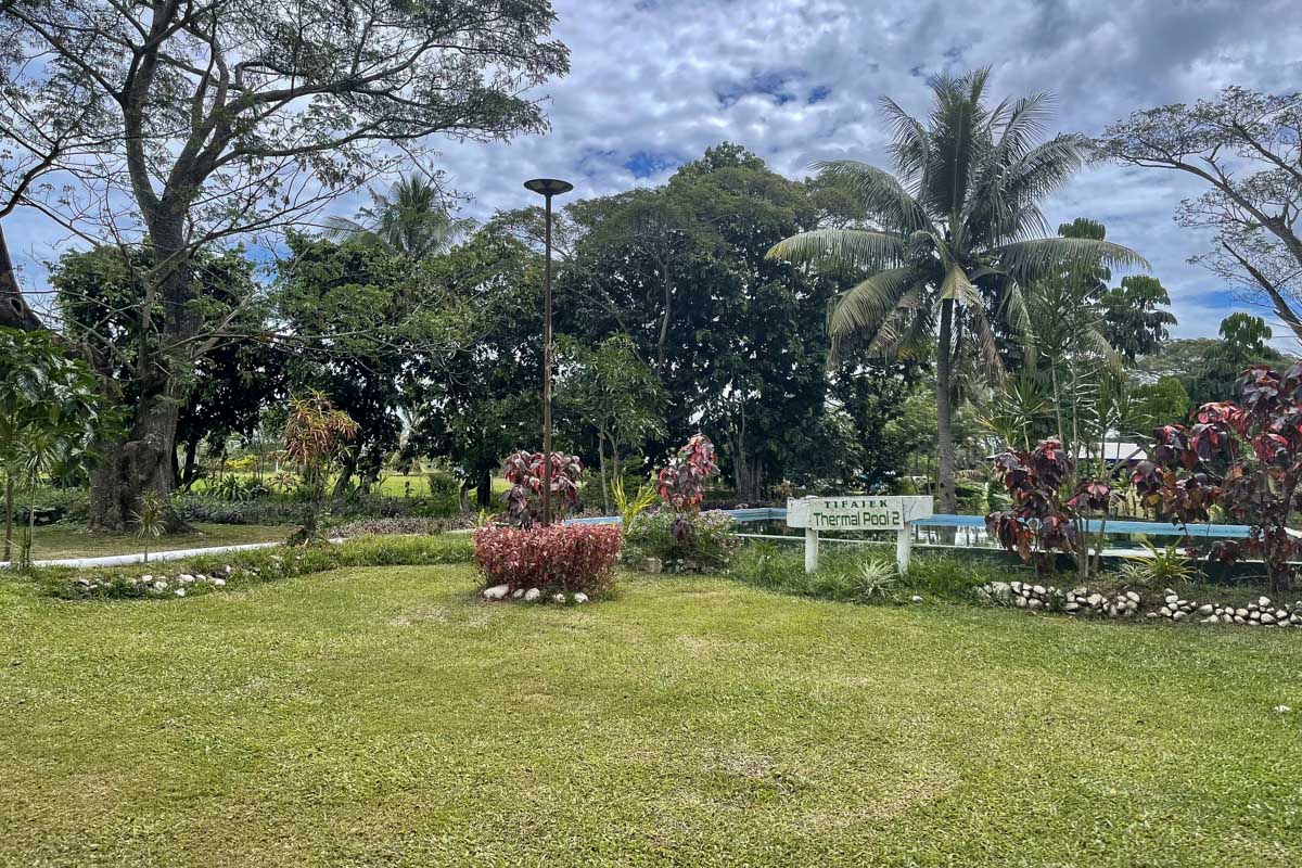 The grounds of tifajek mud pool hot springs fiji