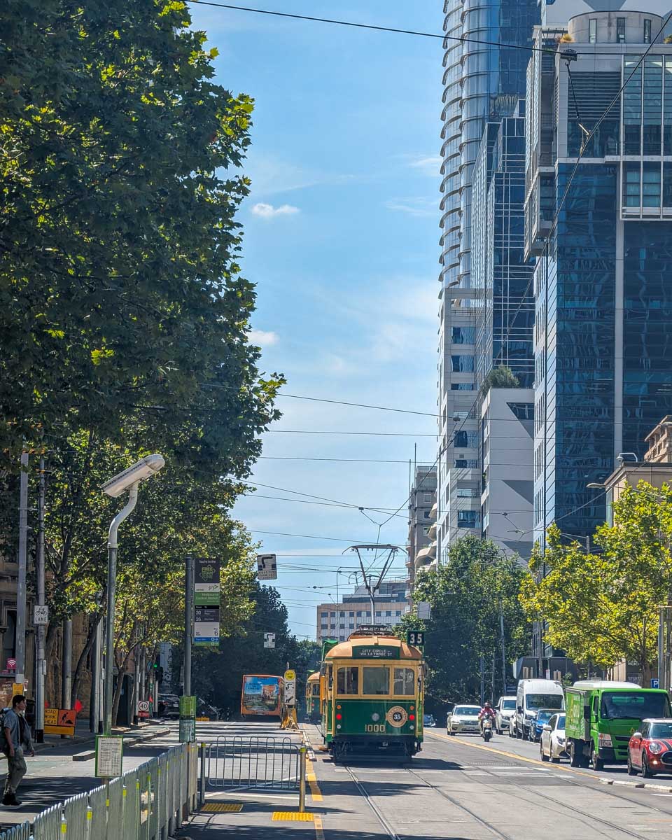 Exploring Melbourne on a city tour