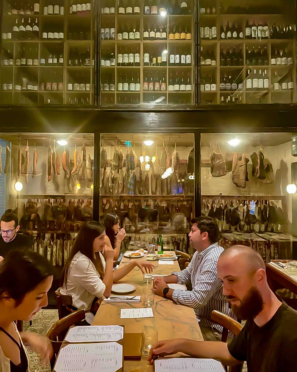 People ordering their meals on a sherpa food tour in Buenos Aires Argentina