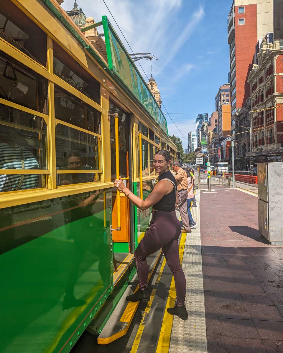 free city tram around Melbourne