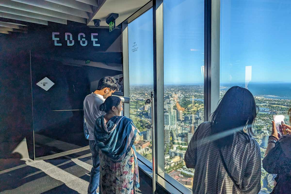 People look at melbourne from the melbourne skydeck