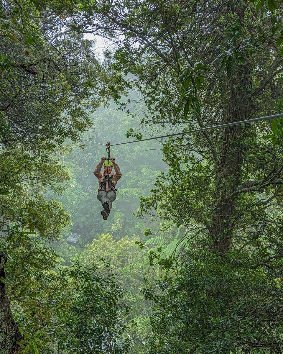 Bailey ziplines near Banos Ecuador