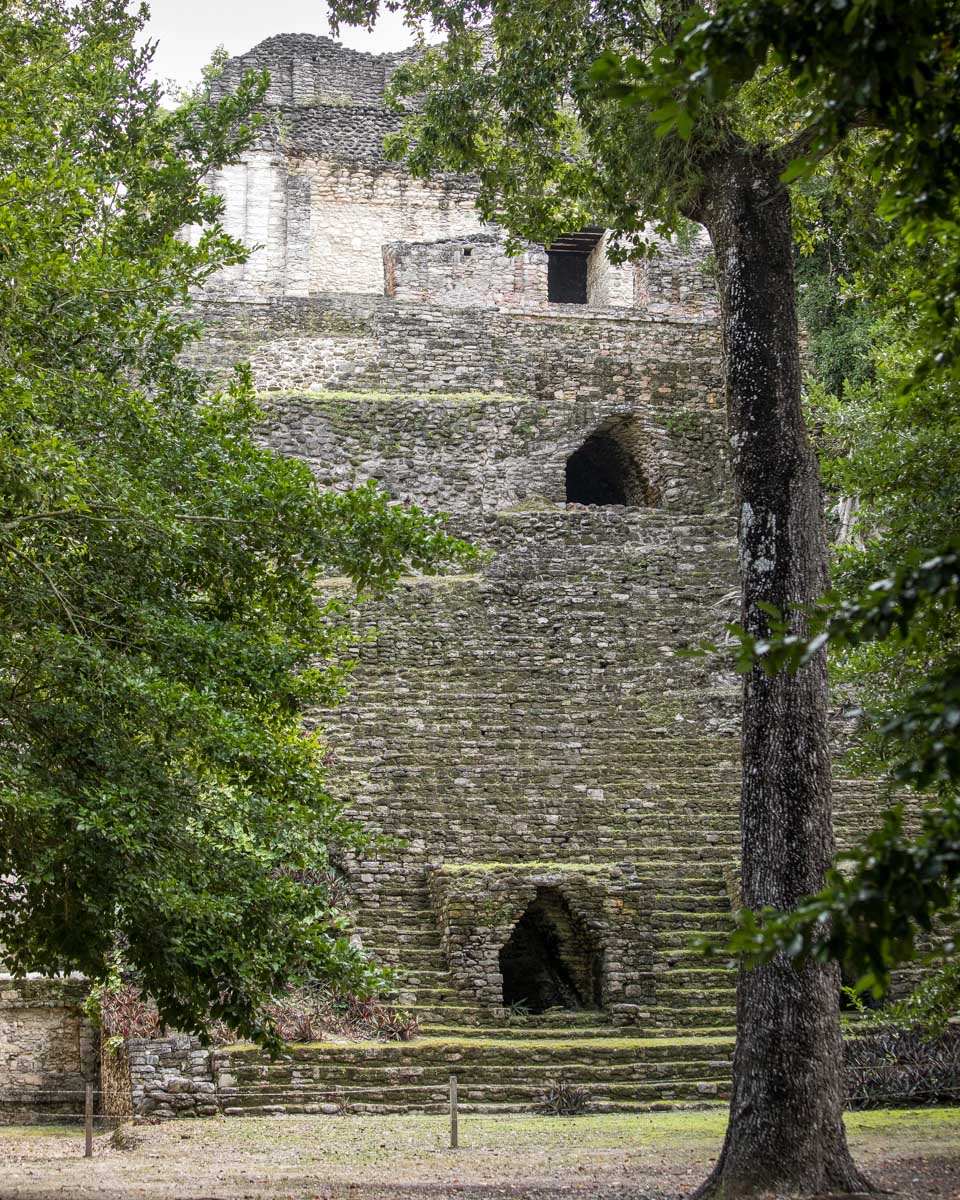 Zona Arqueologica de Dzibanche - Kinichna on a bird watching tour near Bacalar Mexico