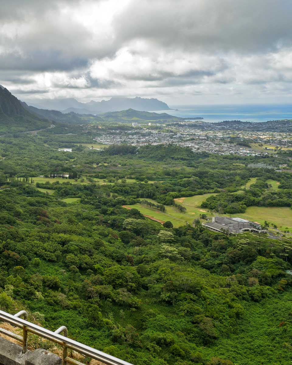 Nu’uanu Pali Lookout in Oahu Hawaii