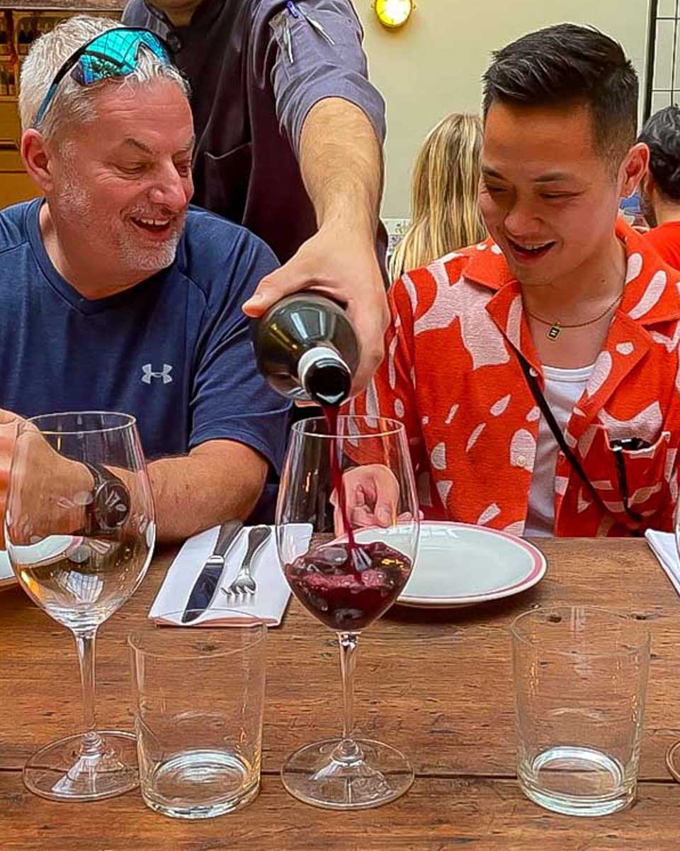 People-on-a-tour-laugh-and-enjoy-wine-tour in Madrid Spain