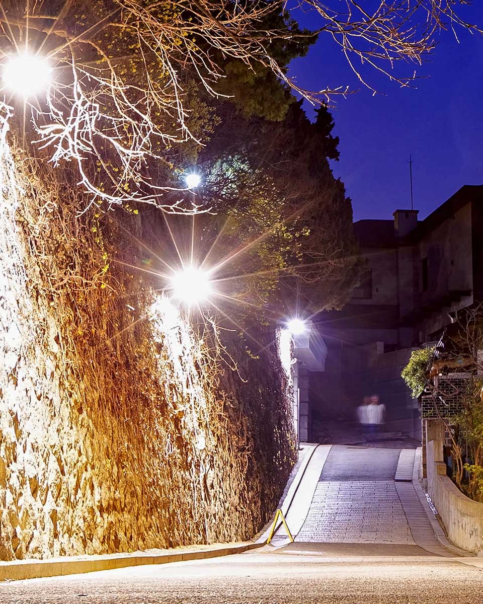 A dark alley in Seoul South Korea 2