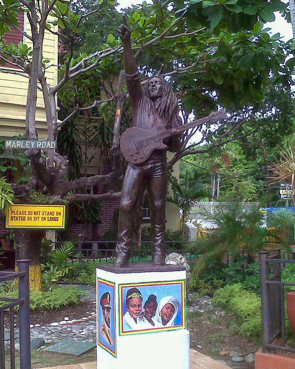SNL Jamaican Tours Limited statue of bob marley at nine mile on a tour from Montego Bay Jamaica