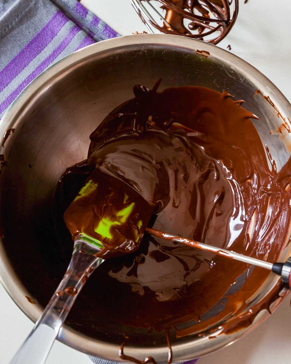 Chocolate-being-made-on-a-chocolate-making-tour-in-Kauai-Hawaii