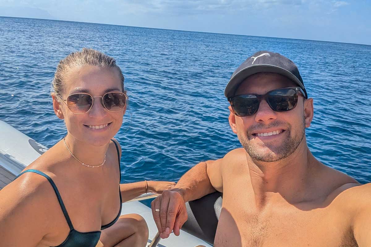 Daniel-and-Bailey-take-a-selfie-in Spain