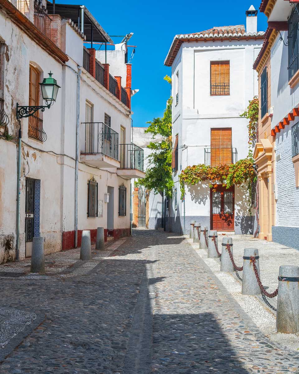 Beautiful streets of albaicin district in granada, Spain
