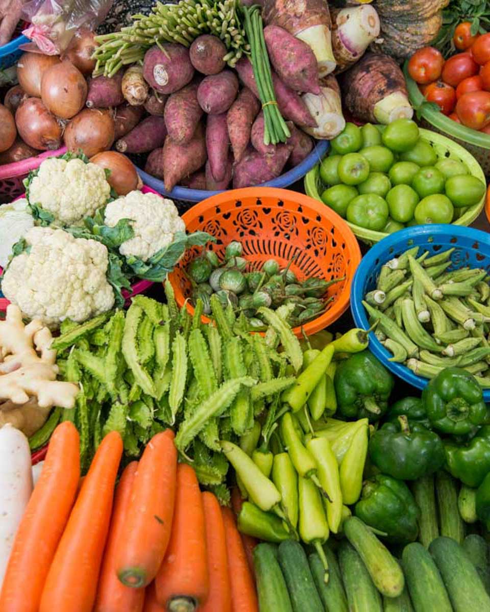 Fresh-vegtables-during-a-cooking-class-in-Florence Italy