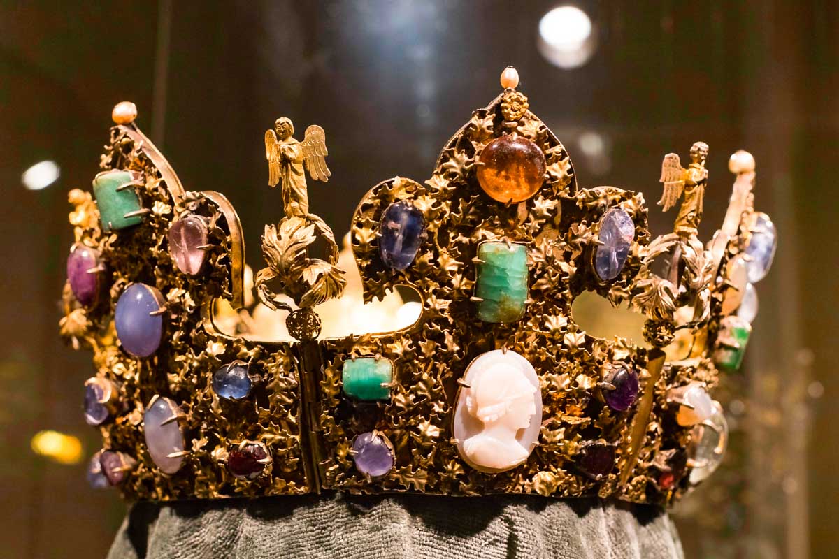 A crown seen at the Munich Residence and Treasury