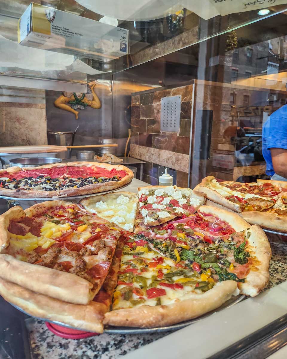 Slices-of-Pizza-in-a-shop-window-in-Tampa Florida