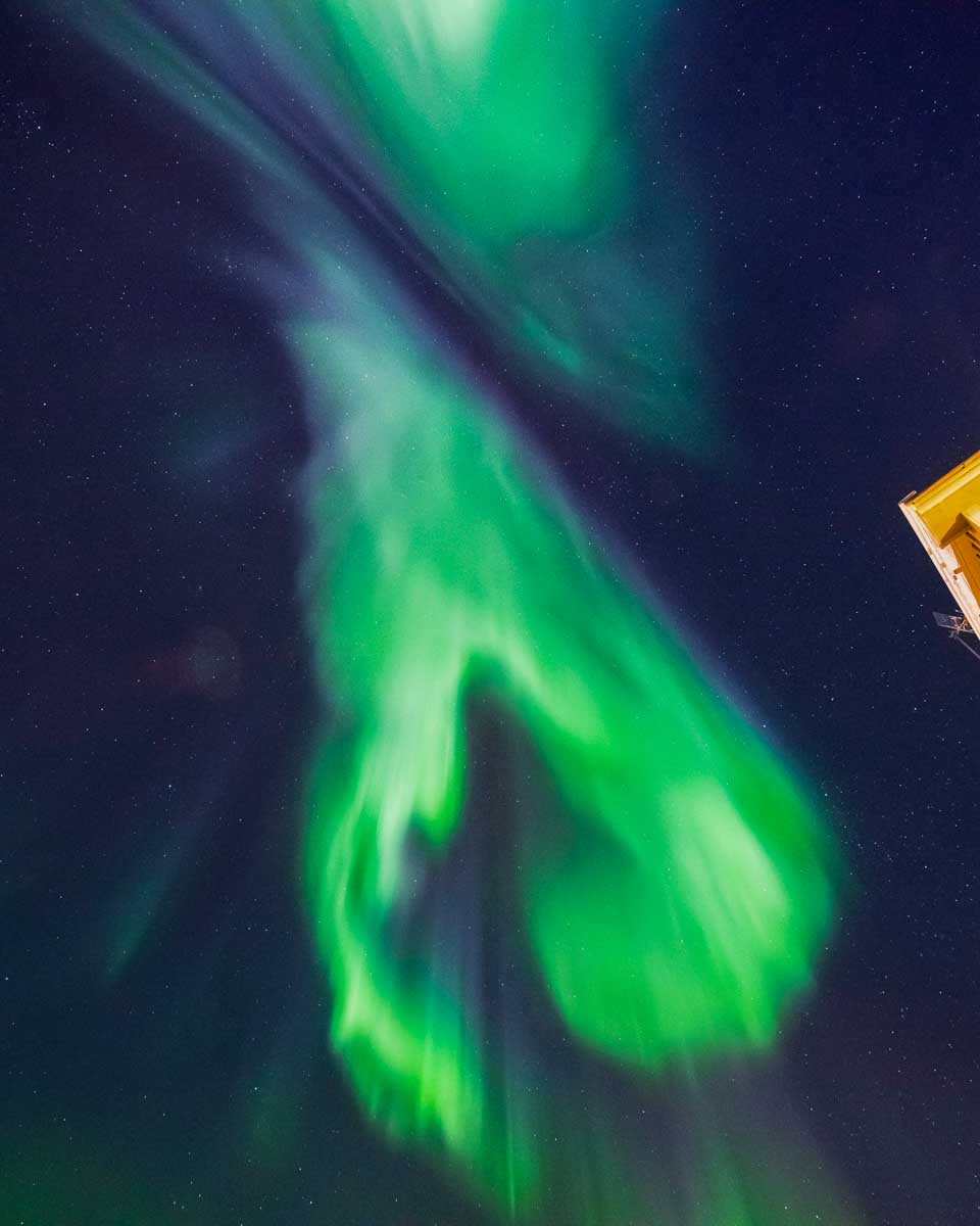 Aurora-Northern-Lights-seen on an ice fishing tour from Fairbanks Alaska