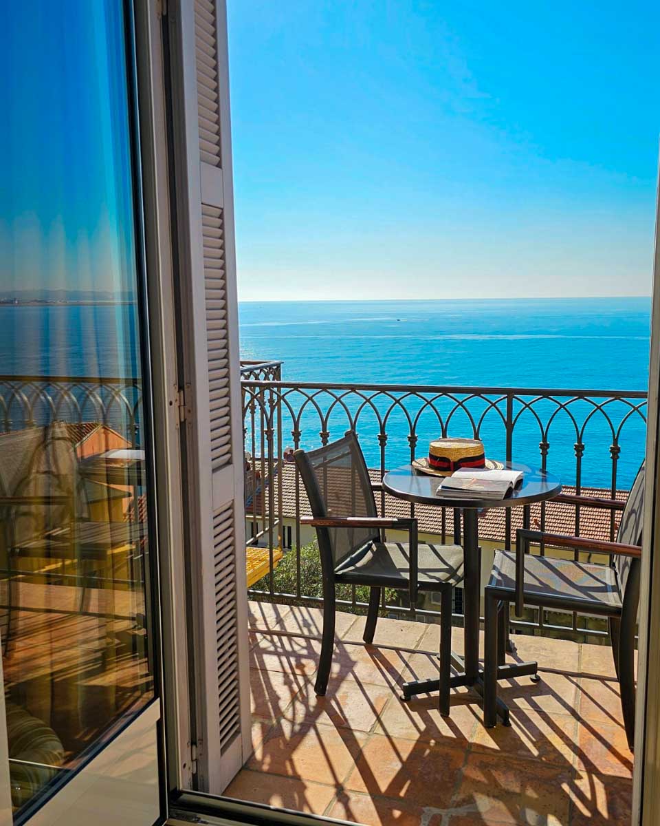 Hôtel La Pérouse Restaurant Le Patio - Nice in Nice France