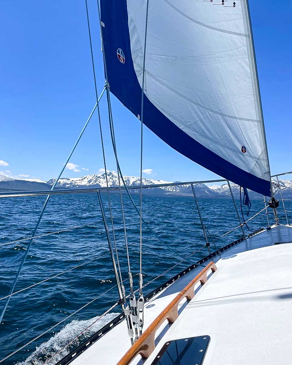Lake Tahoe Sailing on a tour in Lake Tahoe 1