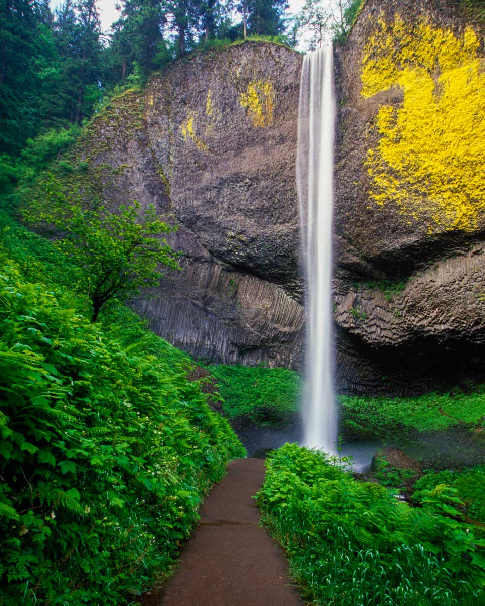 Latourell Falls seen on an ebike tour from Portland Oregon