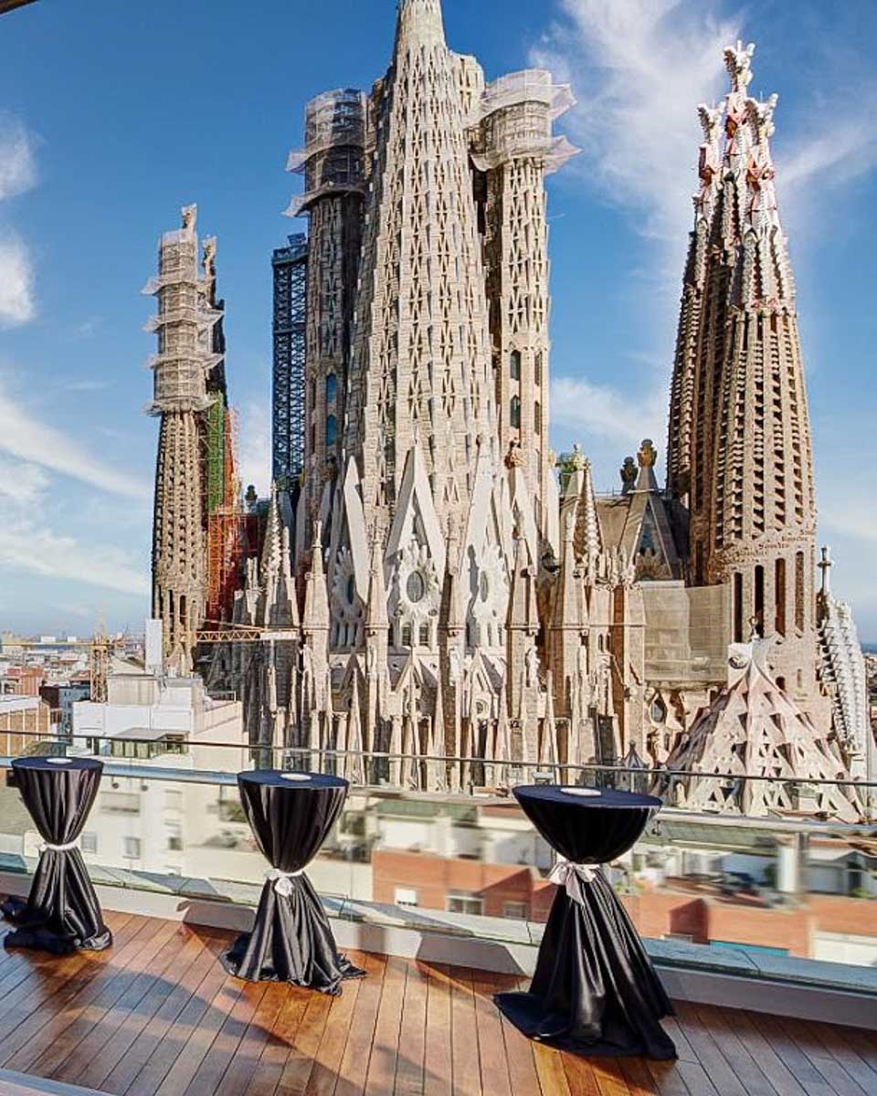 Rooftop bar at the Sercotel Rosellon in Barcelona