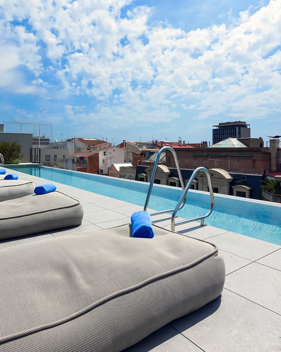 Rooftop pool area at the Ohla Eixample Barcelona