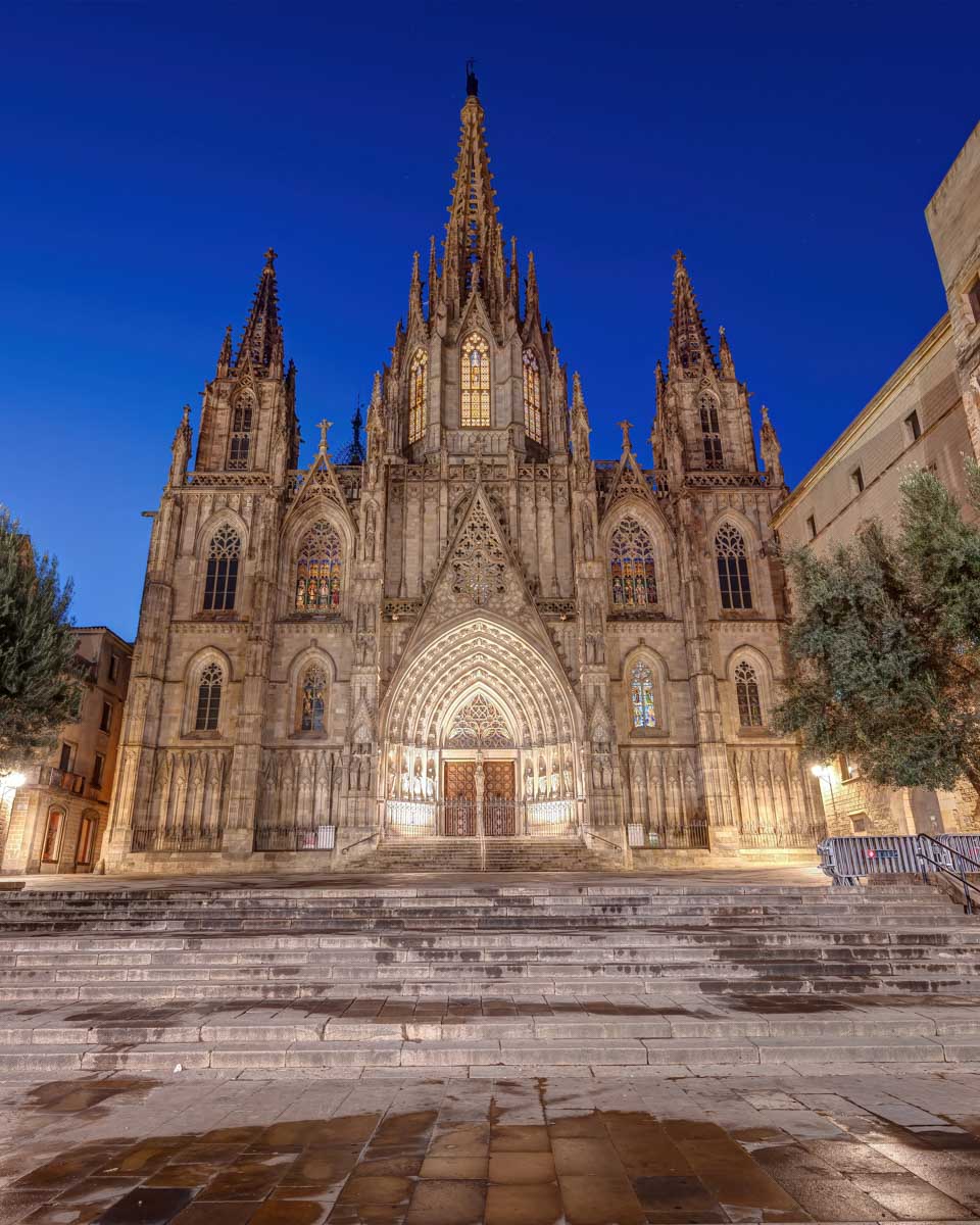 The Barcelona Cathedral in the evening