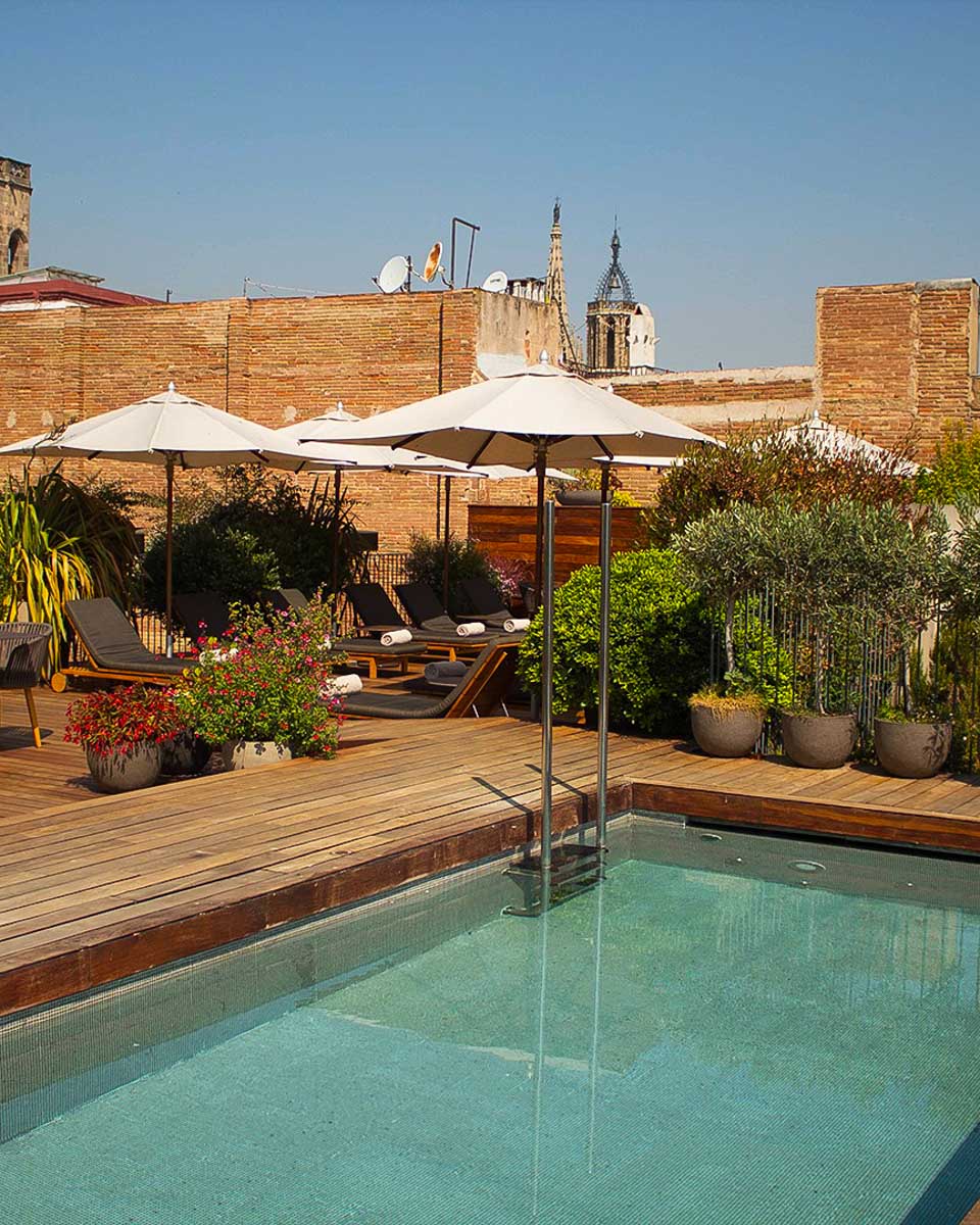 The rooftop pool at Mercer Hotel Barcelona