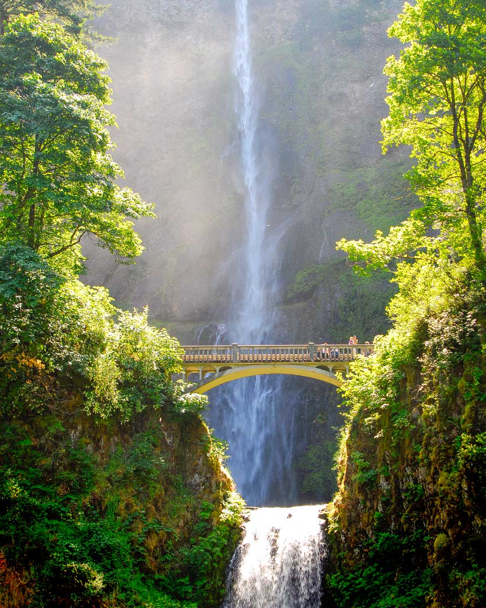 multnomah falls seen on a tour from Portland Oregon