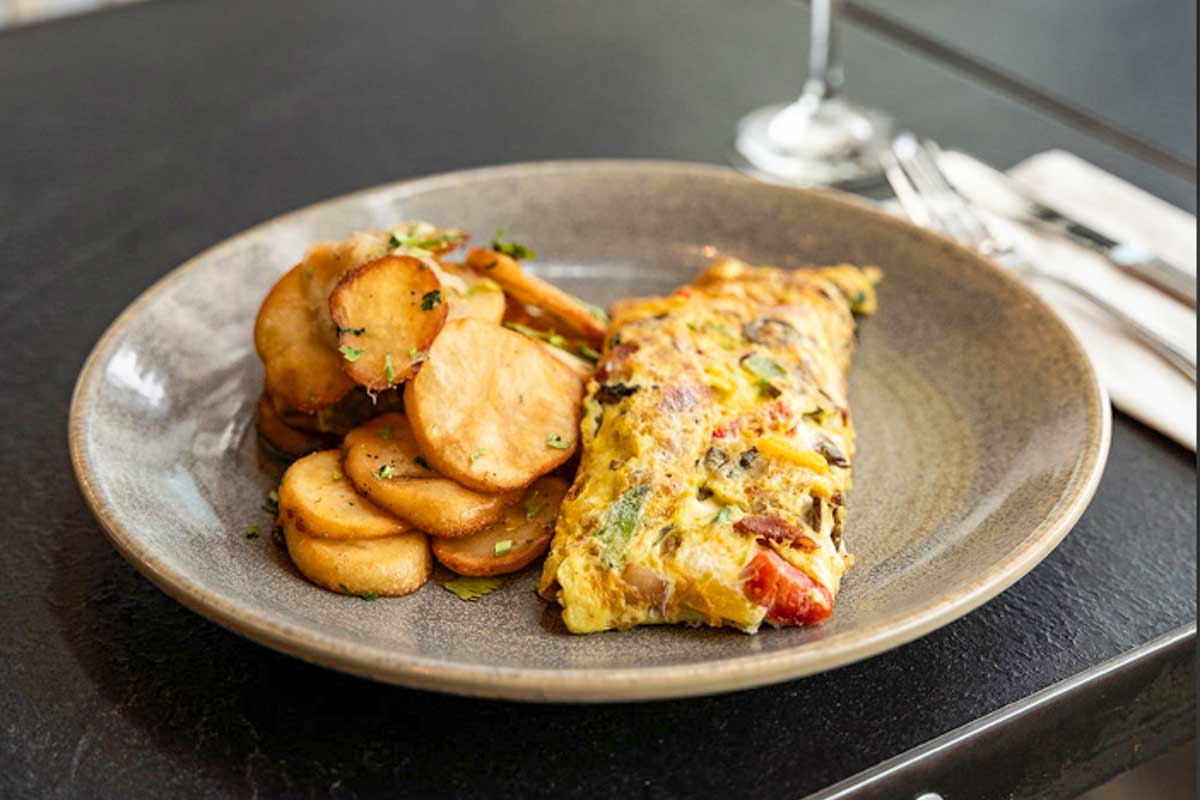 Eggspectation - Bay Street in Toronto Canada