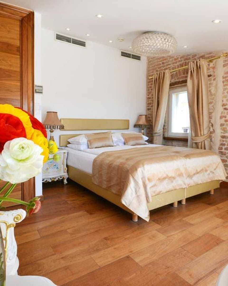 Jupiter Luxury Hotel in Split Croatia (1)