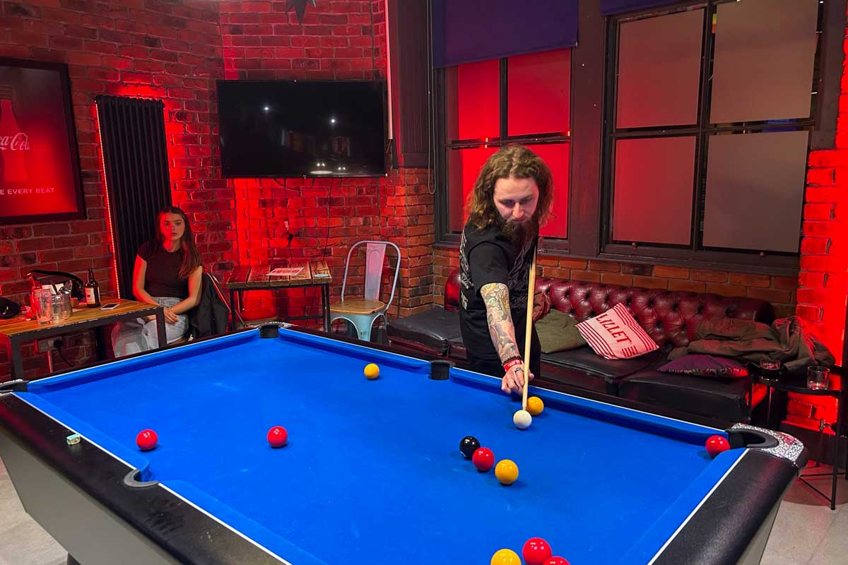 Kick Ass Hostels in Edinburgh Scotland