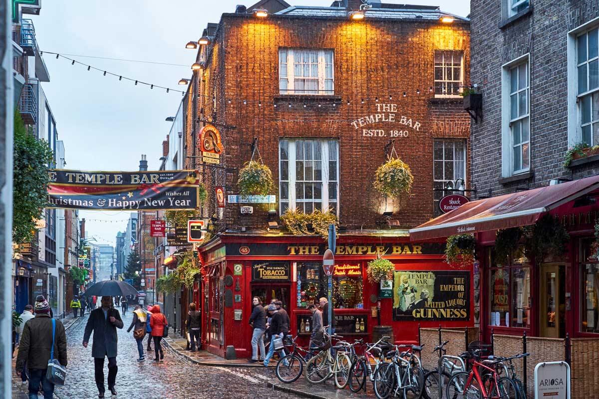 Temple Bar street seen in the evening in Dublin Ireland