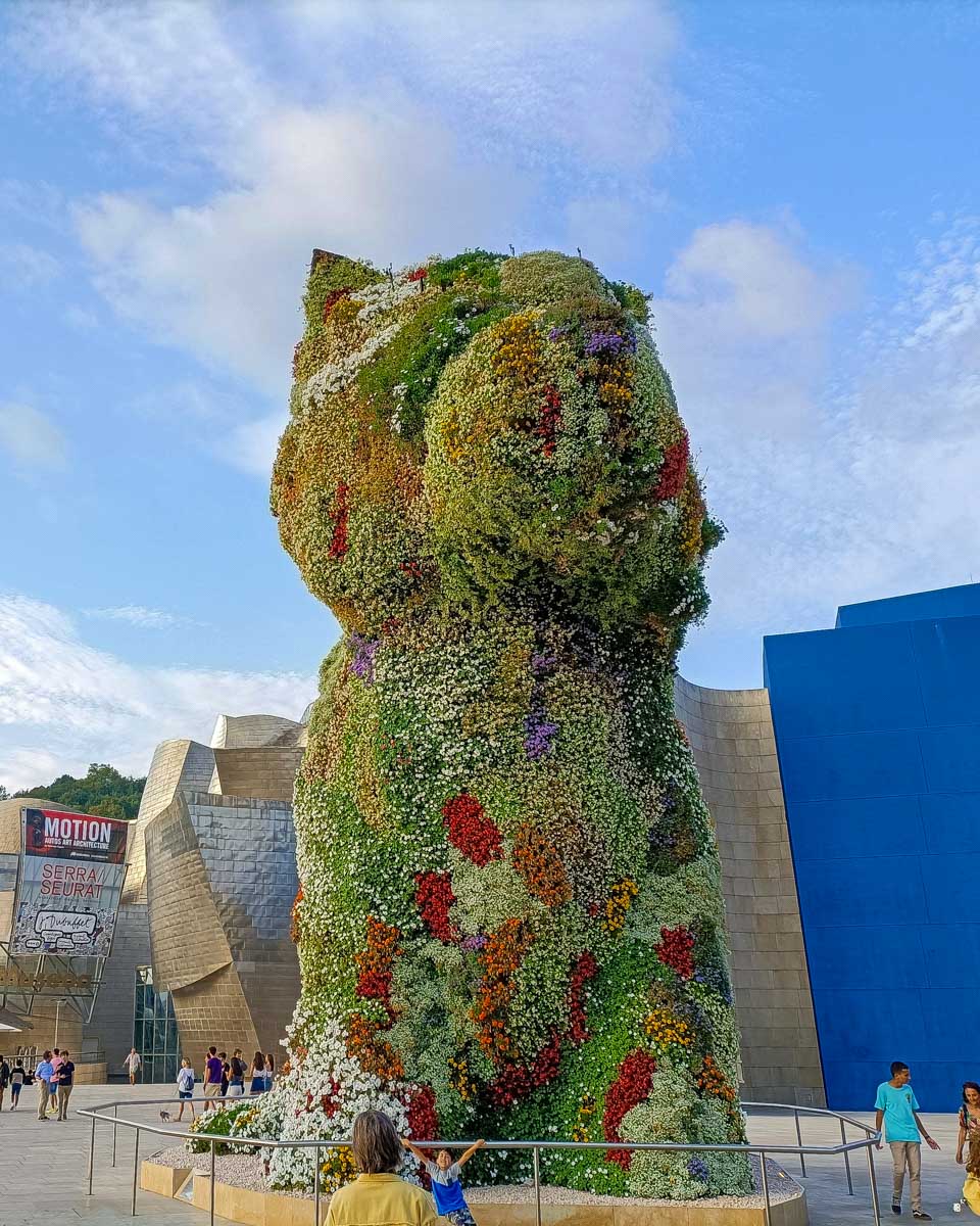 The flower dog seen at the Guggenheim Museum on a tour of Bilbao Spain