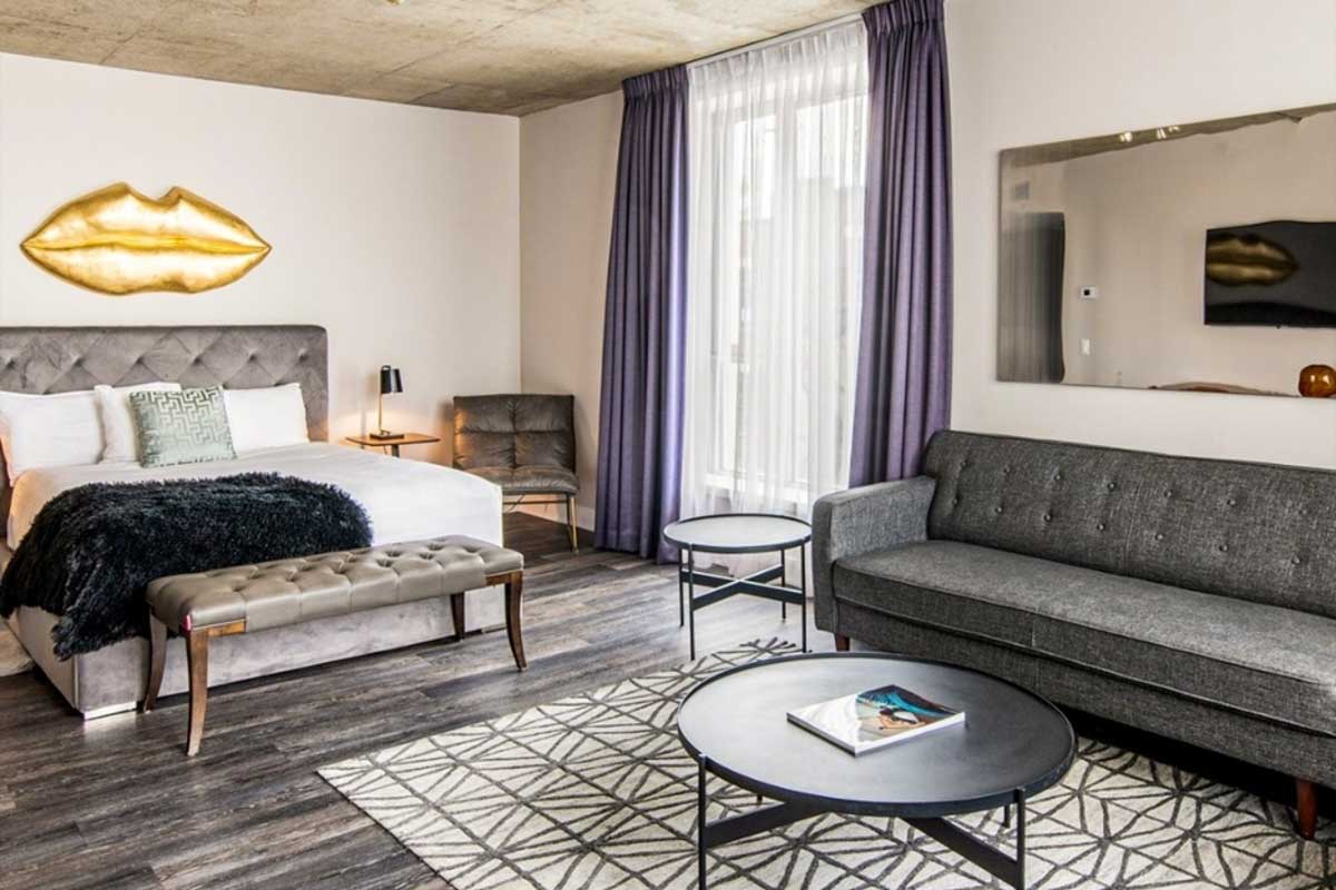 HOTEL 10 in Montreal Quebec