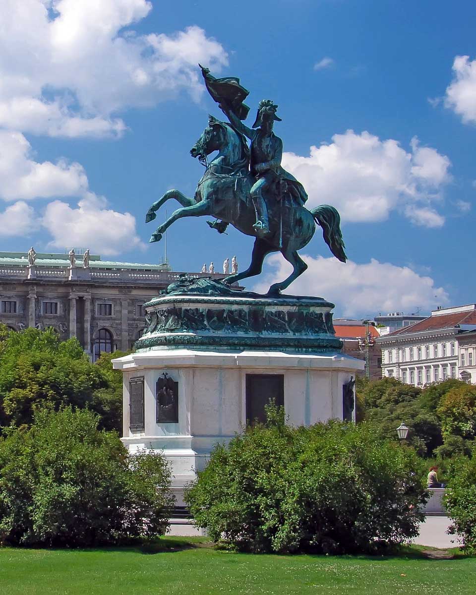 Volksgarten in Vienna Austria (1)