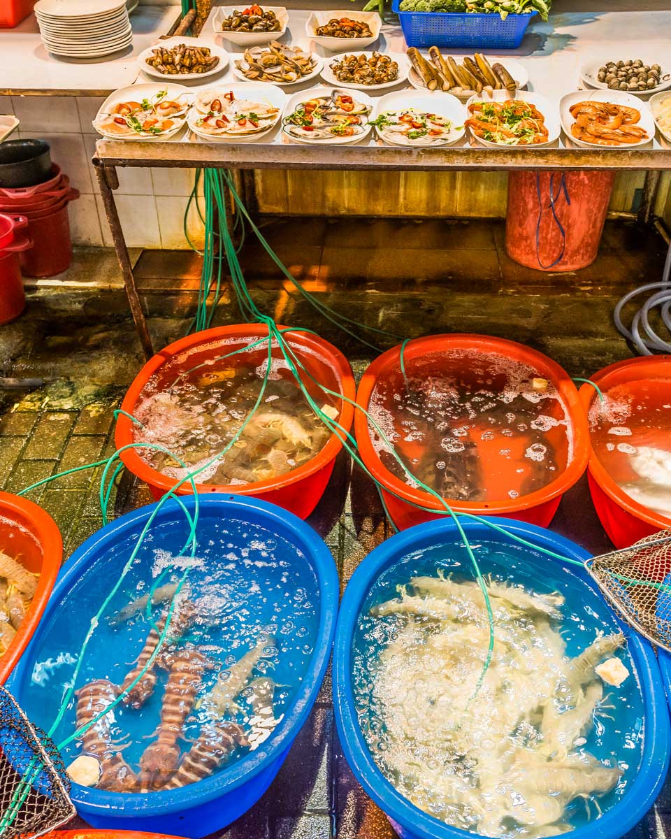 Seafood at Temple Street Night Market in Hong Kong