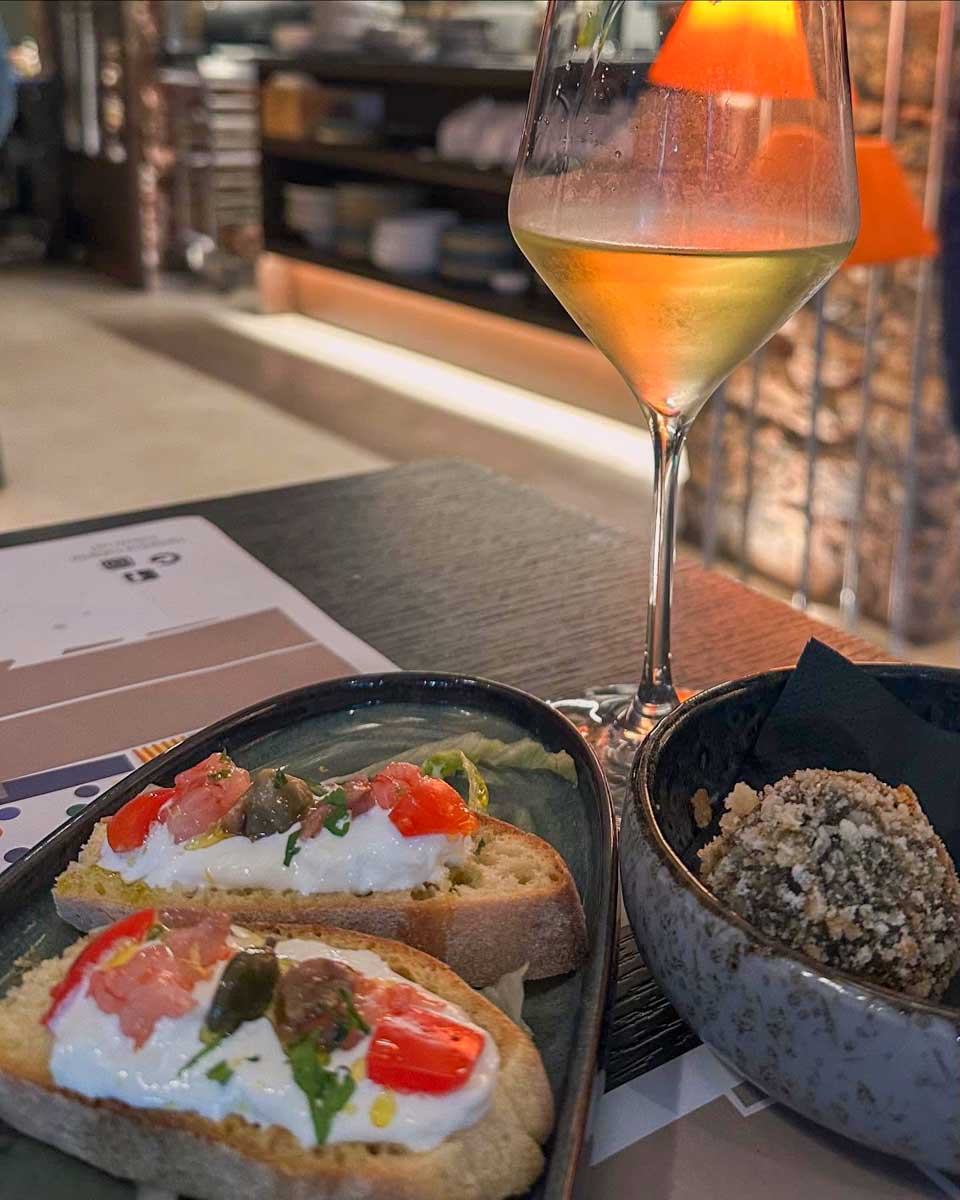 Tantìkkia - cucina e vino in Catania Sicily (1)