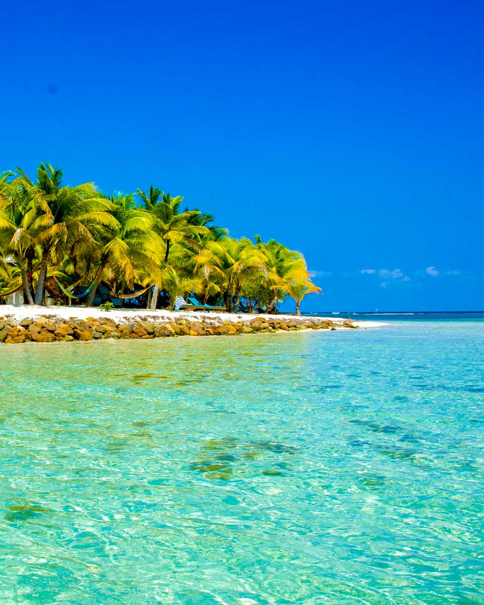 A popular caye in Belize (2)