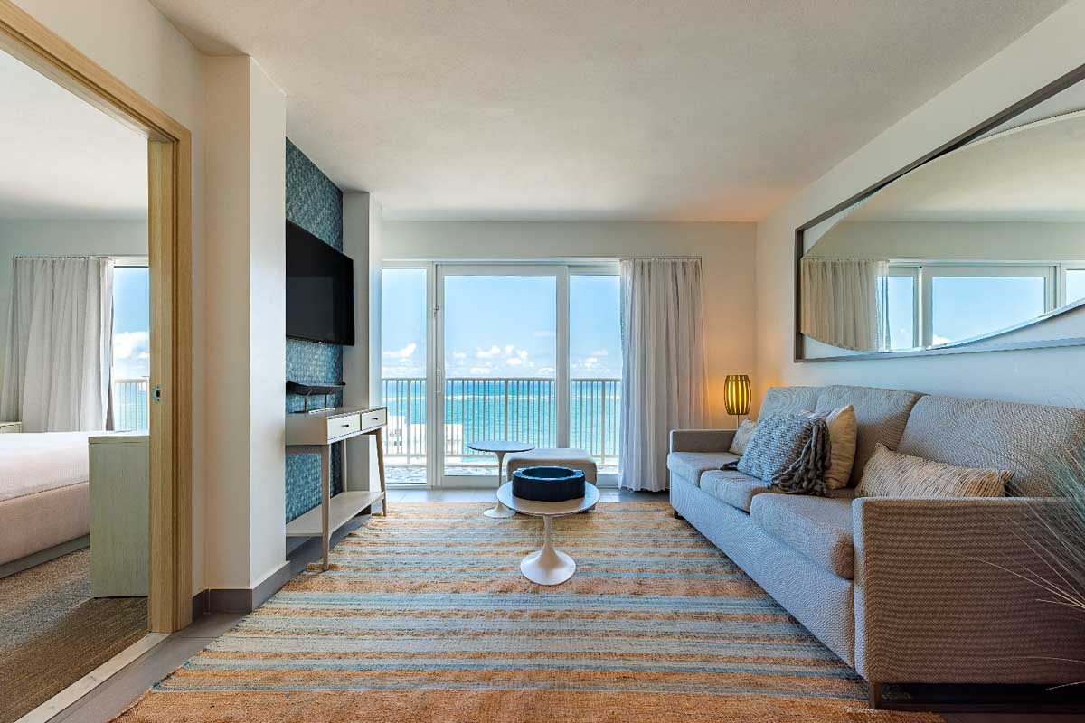 A suite with ocean view at the Condado Palm Inn San Juan